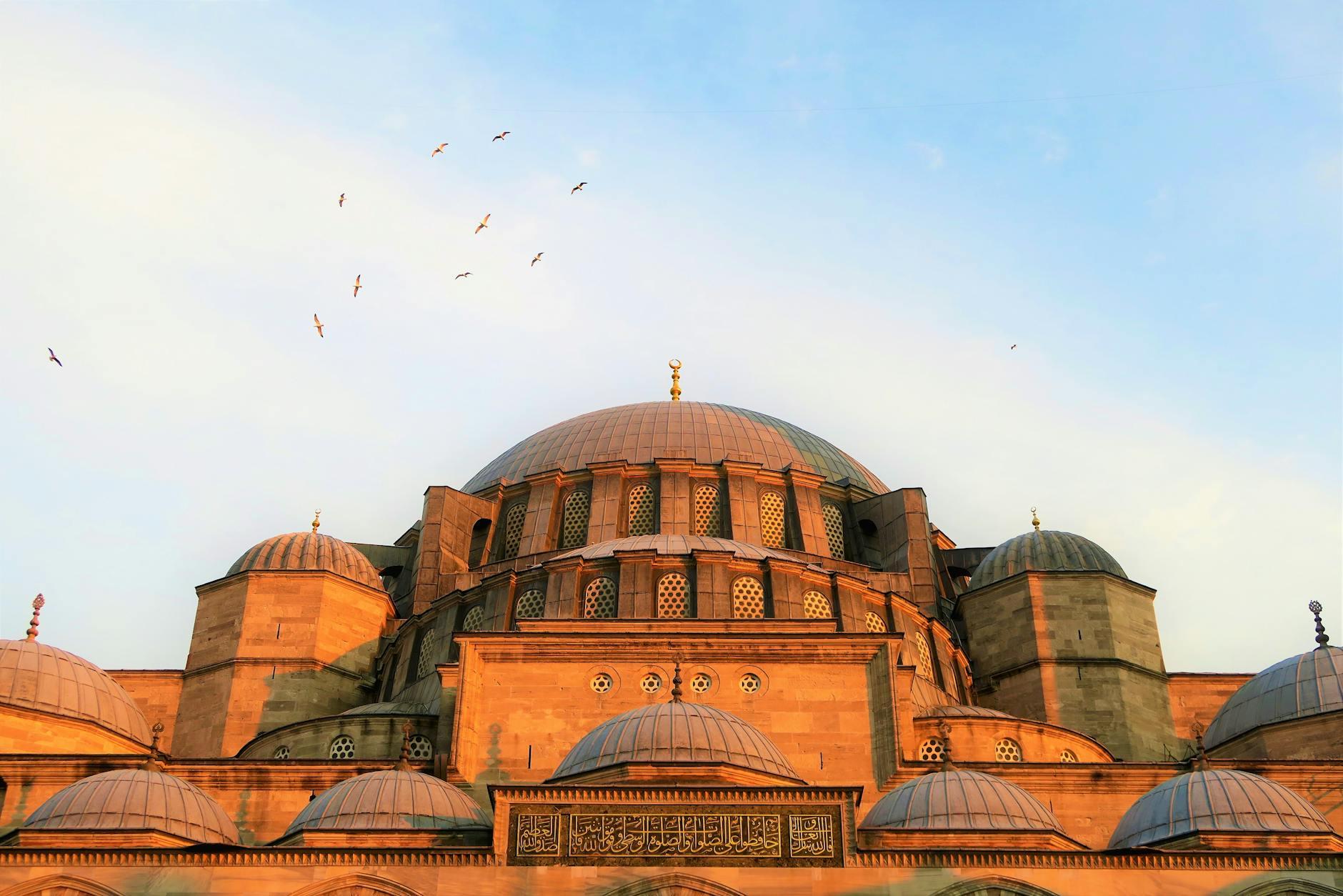 Sunrise over Istanbul’s iconic skyline